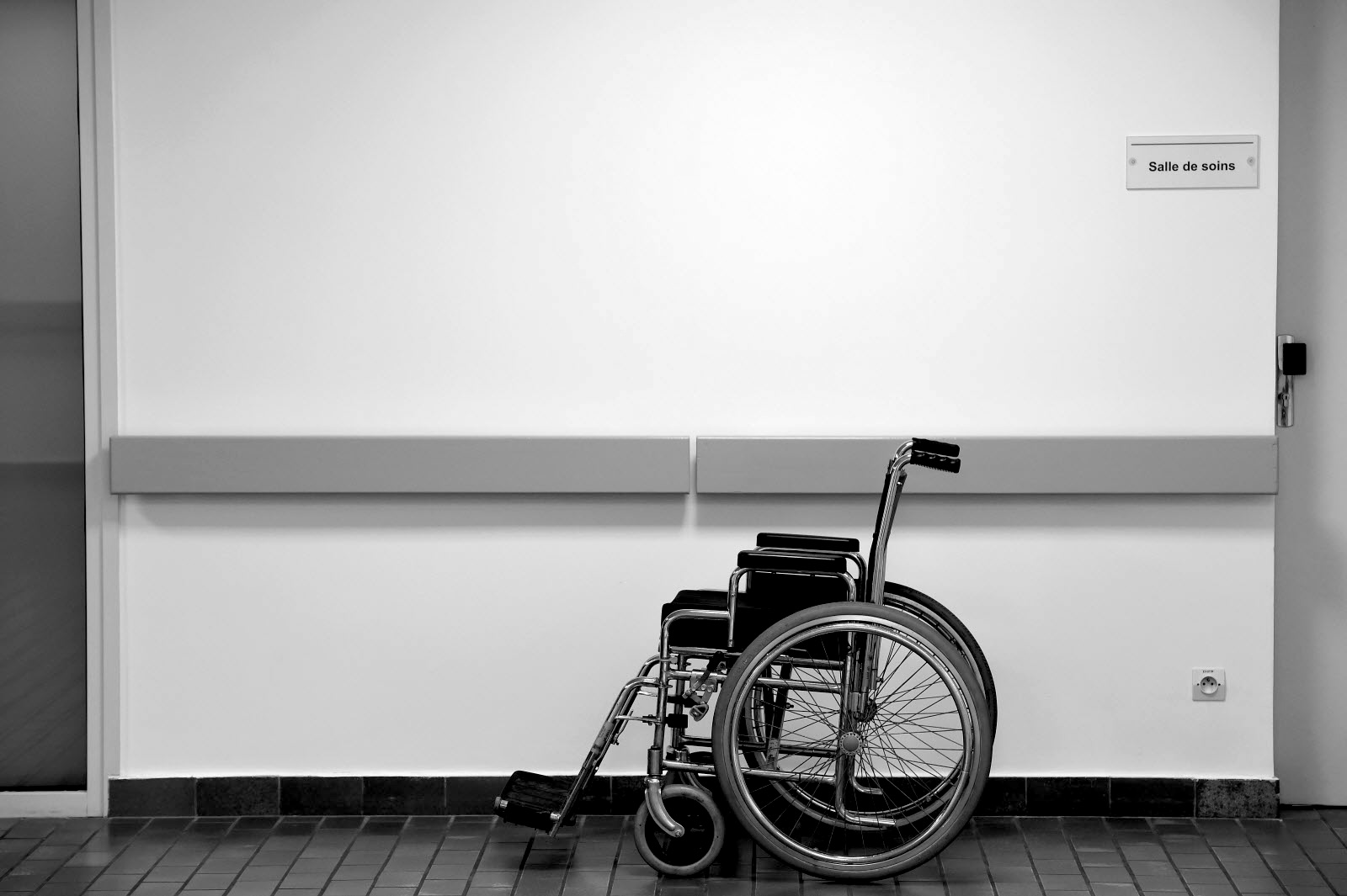 Illustration d'un patient refusant des soins somatiques